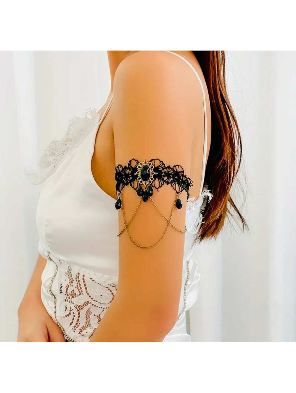 New - Chic - Vintage Inspired Lolita Style Lace Design Fashion Arm Chain